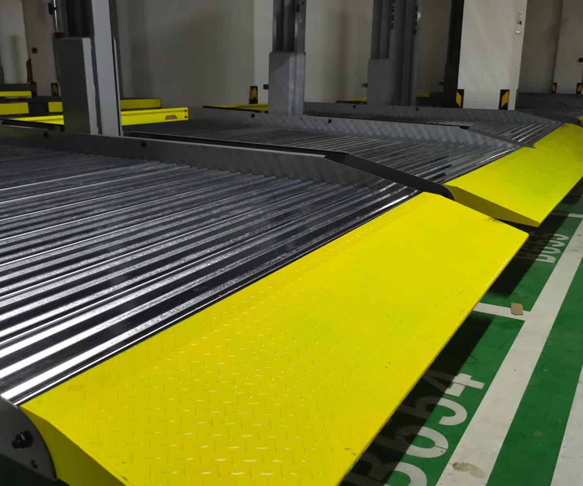 升降橫移機械立體停車設備廠家.jpg