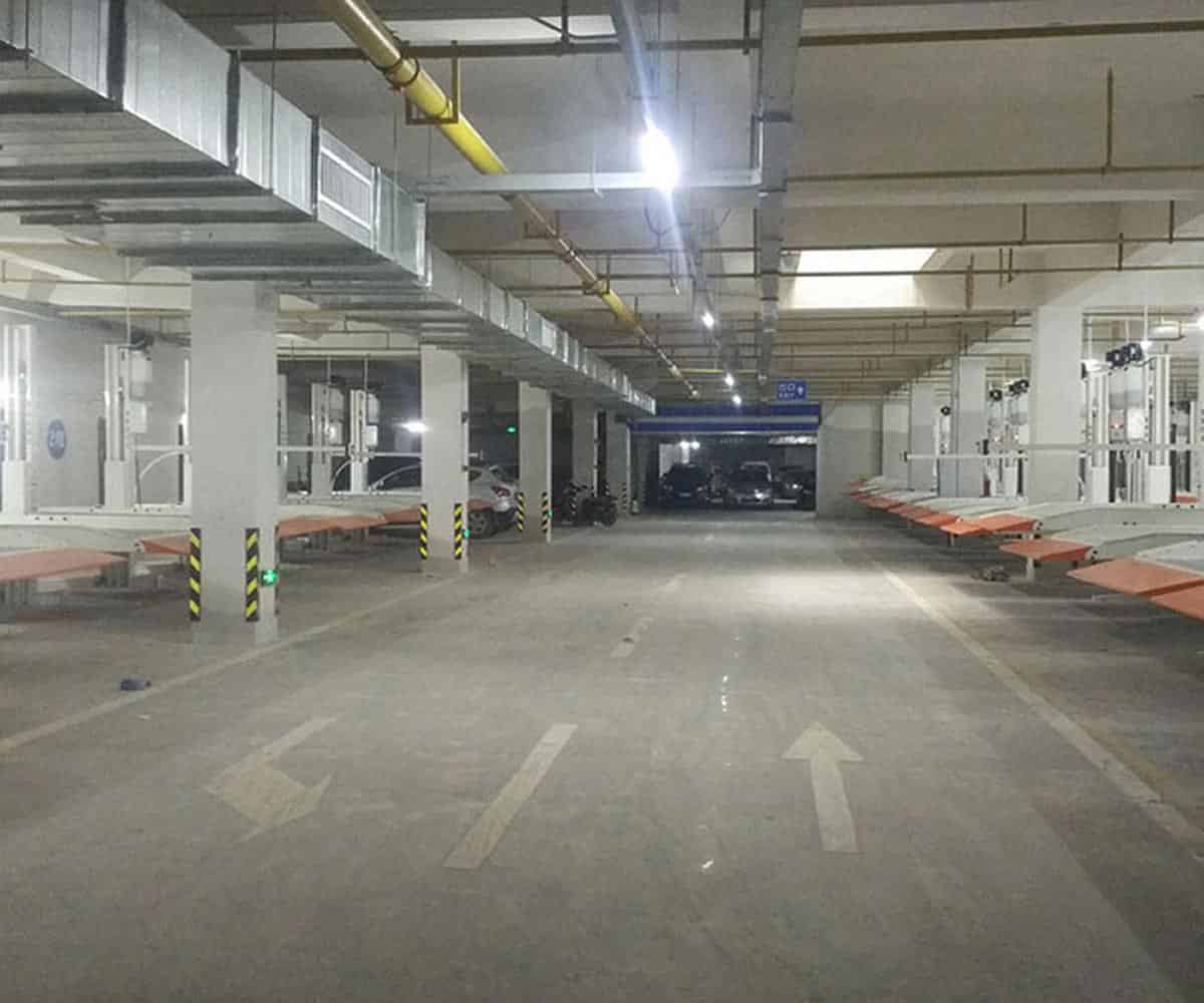 升降橫移機(jī)械式停車(chē)設(shè)備出租.jpg