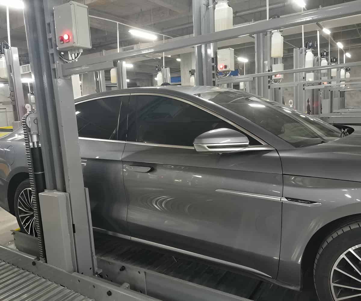 立體車(chē)庫(kù)租賃出租俯仰式立體停車(chē)庫(kù)的全方位解析